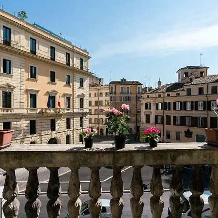 Apartment In Central