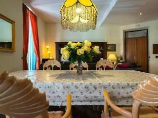 Apartment In Central *